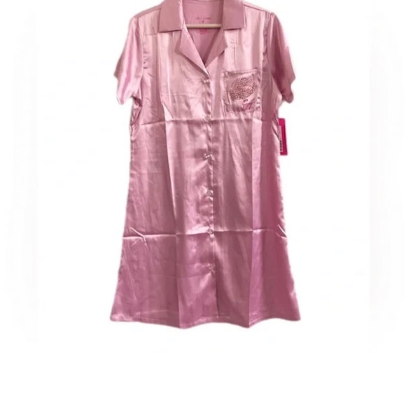NWT Betsey Johnson Pink Satin Pajama Shirt with Rhinestone Lips - Size M - Picture 4 of 5